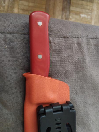 Artesano Manuel De La Torre Acero 420Mova, cachas G10 95€. 20