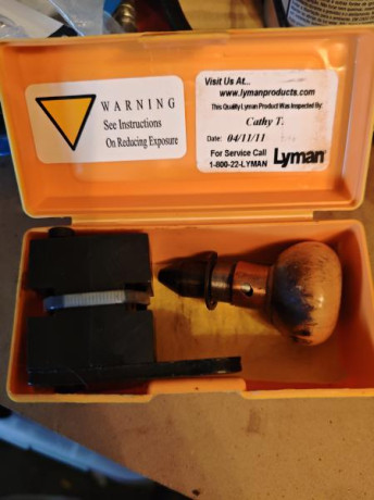 Vendo Turquesa Lyman para proyectiles Minie calibre .69---75€
cimpaler@hotmail.com 00