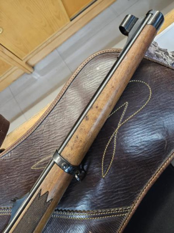 Hola.

Ha caído en mis manos un Sako L691 de caja larga calibre 30-06 , precioso, solo estrenado y guardado 20