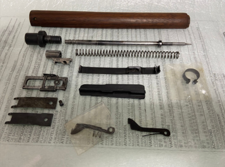 Buenas a todos,
Vendo lote de repuestos para Enfield P-17, para cualquiera de sus fabricantes (Winchester, 00