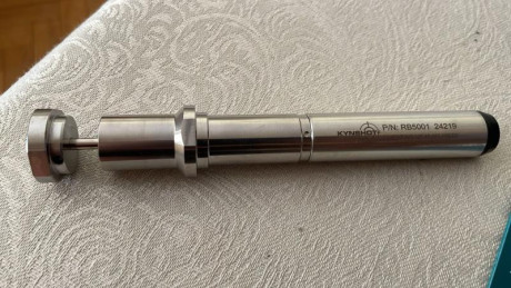 Vendo sistema de amortiguador para AR15 de culata fija.
Hidráulico para mejorar el retroceso, la precison...
Esta 00