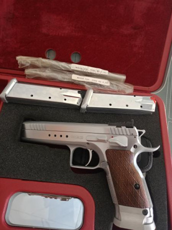 Buenas pongo ala venta una maravilla de pistola tanfoglio limited custom  cañón cónico bull barrel del 00