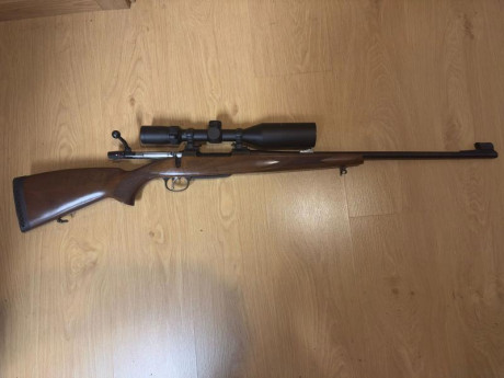 Hola.
Vendo este Cz 550 Lux en calibre 30-06. Tiene selector de pelo y capacidad para regular recorrido 02