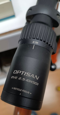 Hola.
Vendo este Cz 550 Lux en calibre 30-06. Tiene selector de pelo y capacidad para regular recorrido 01