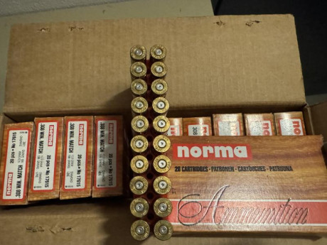 Vendo 200 vainas Norma con un tiro, en sus cajas. Por 120 e. Hay además otras 200 Lapua de un tiro 00