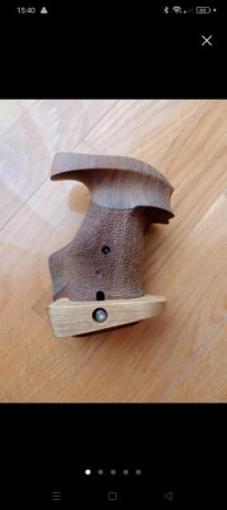 Cacha para revolver manurhin de la marca knill para los calibres 32, 38, 357. Talla M y en perfecto estado 02