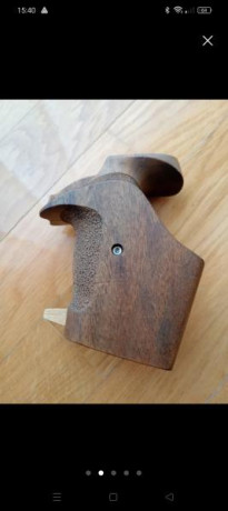 Cacha para revolver manurhin de la marca knill para los calibres 32, 38, 357. Talla M y en perfecto estado 01