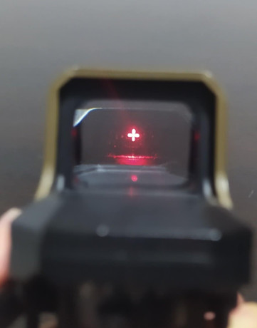 Se vende holográfico marca Sigth Mark Ultra Shot R-SPEC color arena. 4 tipos de retícula en rojo o verde. 10