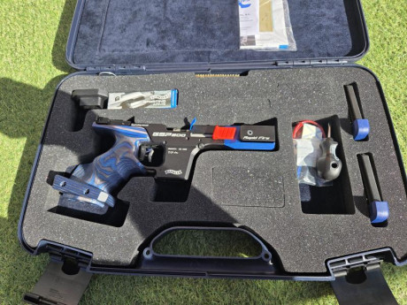 Vendo Walther GSP500 Rapid Fire. 3 meses y medio, 5 cajas de munición tiradas. Comprada en Ibergrips y 00