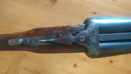 Vendo escopeta paralela calibre 12 Ignacio Ugartechea. En buen estado. Perteneció a un familiar y pasó 00