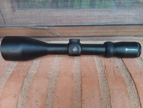 Vendo visor Nikko Stirling Diamond 3-12x56 en excelente estado de conservación, comprado por mi nuevo.
Se 02
