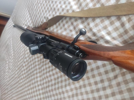 Pues eso, que voy a hacer hueco en el armero para un nuevo proyecto, y vendo mi sako, poco hay que decir 01