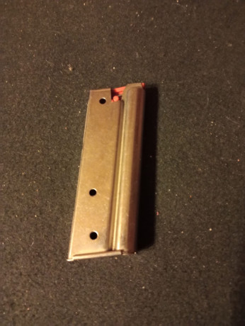 SE VENDE CARGADOR PARA CARABINA MARLIN PAPOUSE CAL. 22 LR. PRACTICAMENTE NUEVO. MUY DIFICIL DE OBTENER. 01