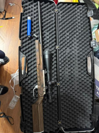 Vendo carabina 22 Anschutz 2007-2013, en perfecto estado, muy cuidada. Con culata RS.Benchrest. Se incluye 00