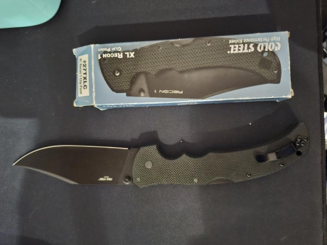Vendo cold steel recon 1 xxl,170 euros Portes a parte si los hubiera,esta en tarragona.
Un saludo. 01