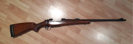Un amigo y Compañero de afición ..

VENDE:

  --  Rifle BRNO .375 H&H, gatillo normal y pelo francés.
 00