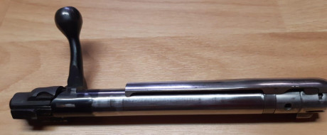 Un amigo y Compañero de afición ..

VENDE:

  --  Rifle BRNO .375 H&H, gatillo normal y pelo francés.
 11