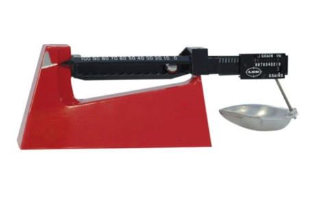 Vendo BALANZA precision Marca LEE en su caja Original. Precio 35€ Interesados tel. 636111985. 00