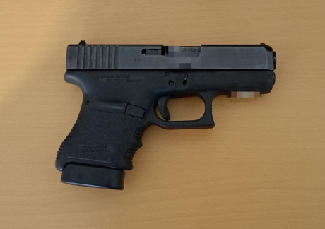 Vendo Glock 30 del calibre .45 ACP tal y como se muestra en las fotos.
Incluye maletín, dos cargadores, 01