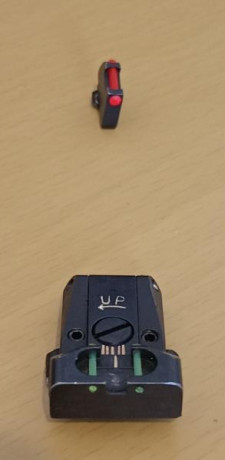 Vendo Glock 30 del calibre .45 ACP tal y como se muestra en las fotos.
Incluye maletín, dos cargadores, 11