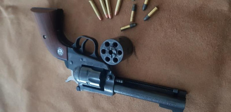 Guiado los  dos calibres,  en F , poco uso  , precisión espectacular,  esta en Madrid  , no me interesan 01