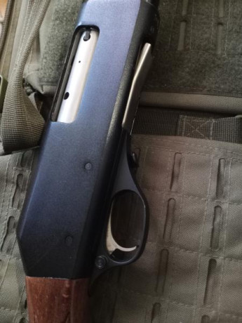 Vendo  escopeta de corredera marca Fabarm modelo Sdass Wood.

Cañón Tribore cilíndrico de 51cm, con rosca 60