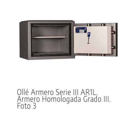Se vende armero prácticamente nuevo, de la marca olle serie III, modelo AR-1L homologado, con su certificado 00