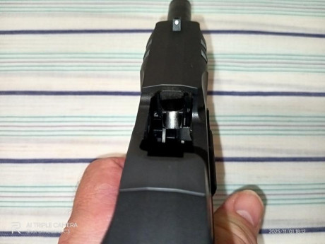 Buenas
Se Vende,unico propietario
Menos de 100 disparos
Calibre 9 Pb, Guiada en A
2 cargadores de 15
Caja 21