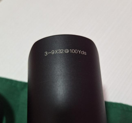 Visor Leapers UTG 3-9x32 retícula Mil-Dot Iluminada.
Prácticamente nuevo,montado en carabina 22 pero no 00