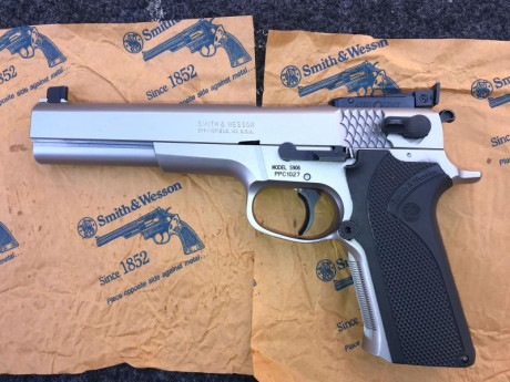 Pues como se suele decir, quien mucho abarca poco aprieta.
Por motivo de nuevo proyecto y no llegar a 02