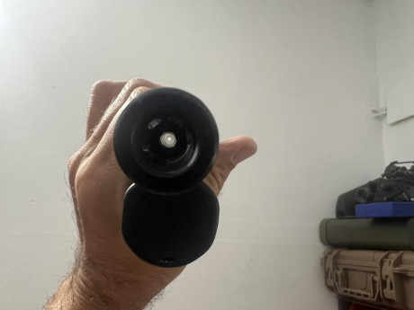 Buenas noches, muy a mi pesar pongo a la venta steyr AUG con cañón corto, cal 222r. Se vende con cargadores 10