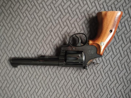 Vendo ambos revólveres. 
Revolver 686 calibre 357 Magnum 
Revolver k-14 masterpiece calibre 22lr 
Se venden 20