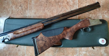 Escopeta miroku 3800TR1, trap, 76 de cañón , 1 y 2 estrellas, banda ancha, punto de mira intermedio, selector 00