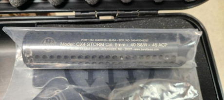 Vendo carabina Beretta CX4 STORM, 9mm Parabellum, poco uso, y con muchos extras. 
Maletin original comprado 10