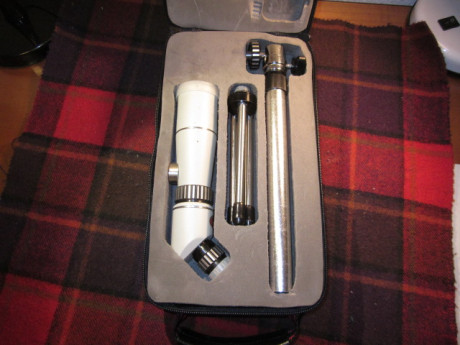 Hola.
Saco a la venta este telescopio para tiro deportivo, apto para
25m y 50m. Su estado es bueno aunque 00