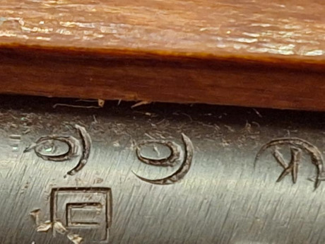 Buenos días a todos
Alguien me podria dar datos de procedencia y demás de mi mosint nagant M44
Os adjunto 52