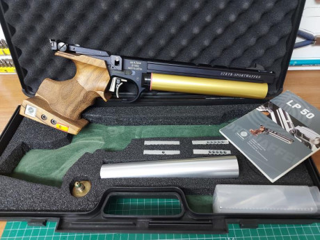 Por cese de la actividad deportiva vendo Pistola Steyr LP50 en perfecto estado. La talla de la cacha es 02