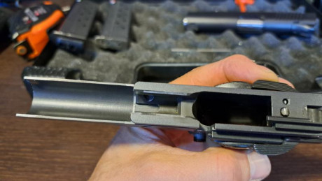 Pistola kimber en 9 mm pb en muy buen estado.
Ha disparado muy poco,
Se encuentra en Madrid

Mensajes 51