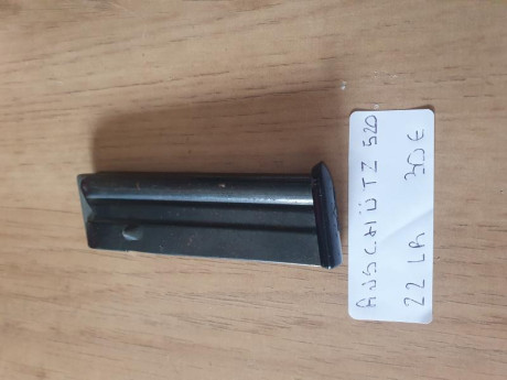 Vendo los siguientes cargadores del 22LR. Más envío por Correo Certificado. Un saludo.
Mi nombre es Marcelo 02