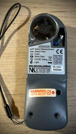 Estación meteorológica KESTREL-4000 con funciones de anemómetro, termómetro, higrómetro, barómetro y altímetro.

Caracterísricas
Velocidad 01