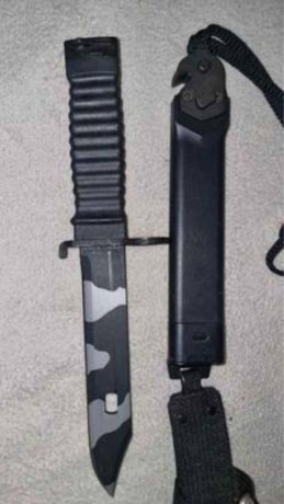 Bayoneta Aitor camuflaje sin estreno
Nueva vale 240 euros
La dejo en 120 puesta en destino
Sin usar
No 32