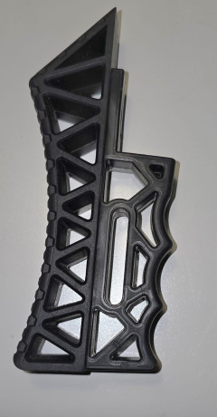 Buenas a todos. Vendo los siguientes componentes o partes en muy buen estado o nuevas de la Fx Impact 11