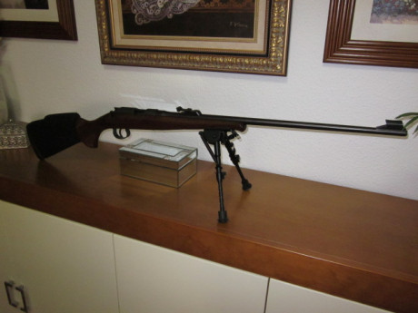 Buenas.
Pongo a la venta una carabina Cz 452 de cerrojo con extras.Precio 460 euros gastos compartidos
Mando 31
