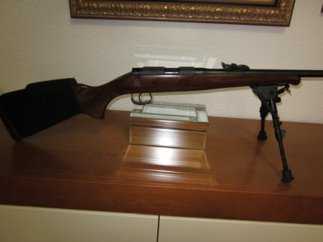 Buenas.
Pongo a la venta una carabina Cz 452 de cerrojo con extras.Precio 460 euros gastos compartidos
Mando 30