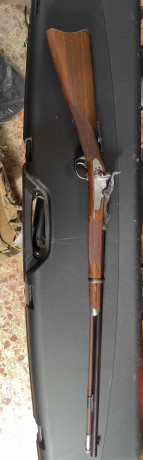Se vende en muy buen estado con apenas dos cajas de balas usadas este rifle calibre 45-70.
Se encuentra 00