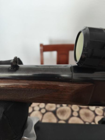 Pongo a la venta mi 7mm.RM por vaciar armero.
Está impecable de pavonado, sólo dos rayitas en culata,
550er 00