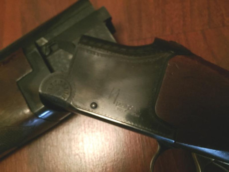 Hola a todos compañeros,
Vendo una escopeta superpuesta HERCULES calibre 12 de doble gatillo para caza 01