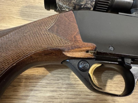 Hola.

Vendo rifle de corredera Browning Dualis del 308 

El estado es bueno, con lógicas marcas de uso 12