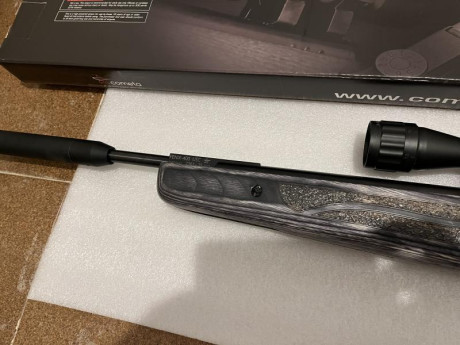 Vendo Cometa Fénix 400 USC (Ultra Short Carbine) sistema GP de madera laminada black pepper + visor Leapers 00