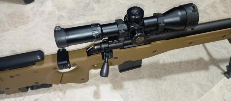 Rifle Remington 700 cañón de 61 roscado, cerrojo con pera táctica, disparador afinado de casa, chasis 00